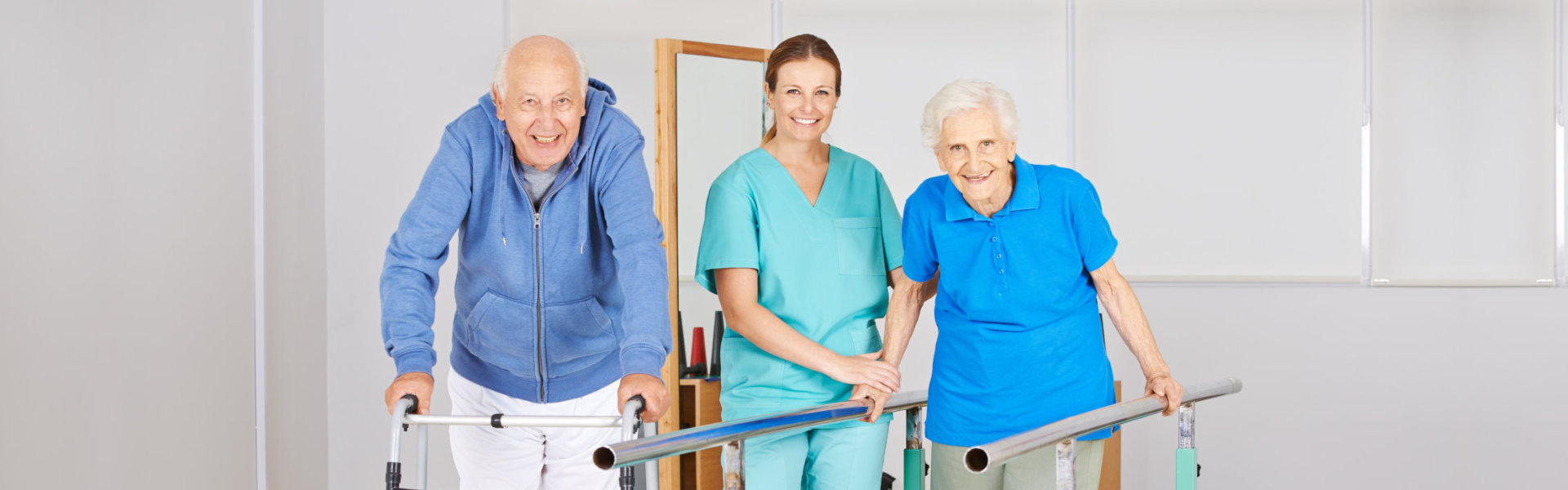 a health professional woman with senior couple